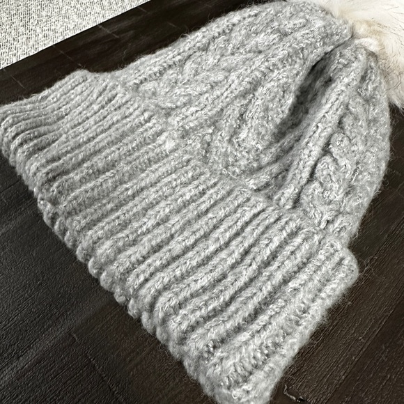 Steve Madden tuque - Picture 4 of 6